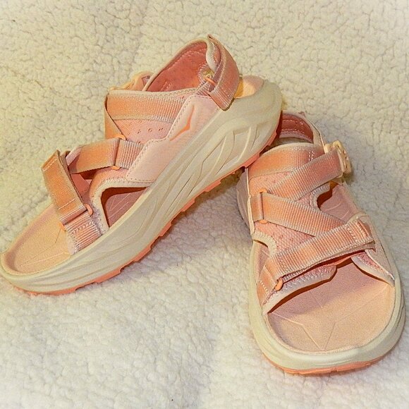LIKE NEW Women's 8 Hoka Infini Hike TC Dawn Vanilla sandal shoe worn 1x - Picture 1 of 12